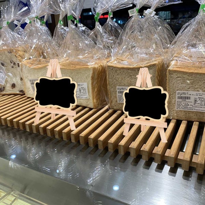 set di 10 mini cavalletti in legno per lettere