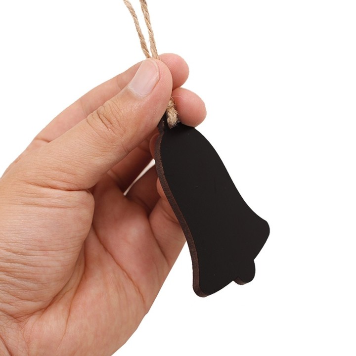 10 pcs. Wooden pendant with cord heart