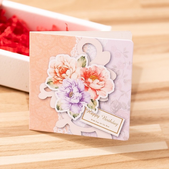 100 pz. piccoli biglietti pieghevoli di Buon Compleanno arancioni con fiori