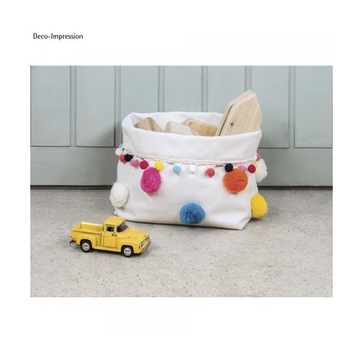 Pompom border coloured 2m